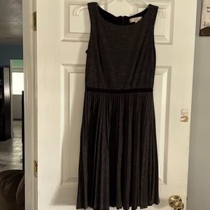 Loft sleeveless pleated dress